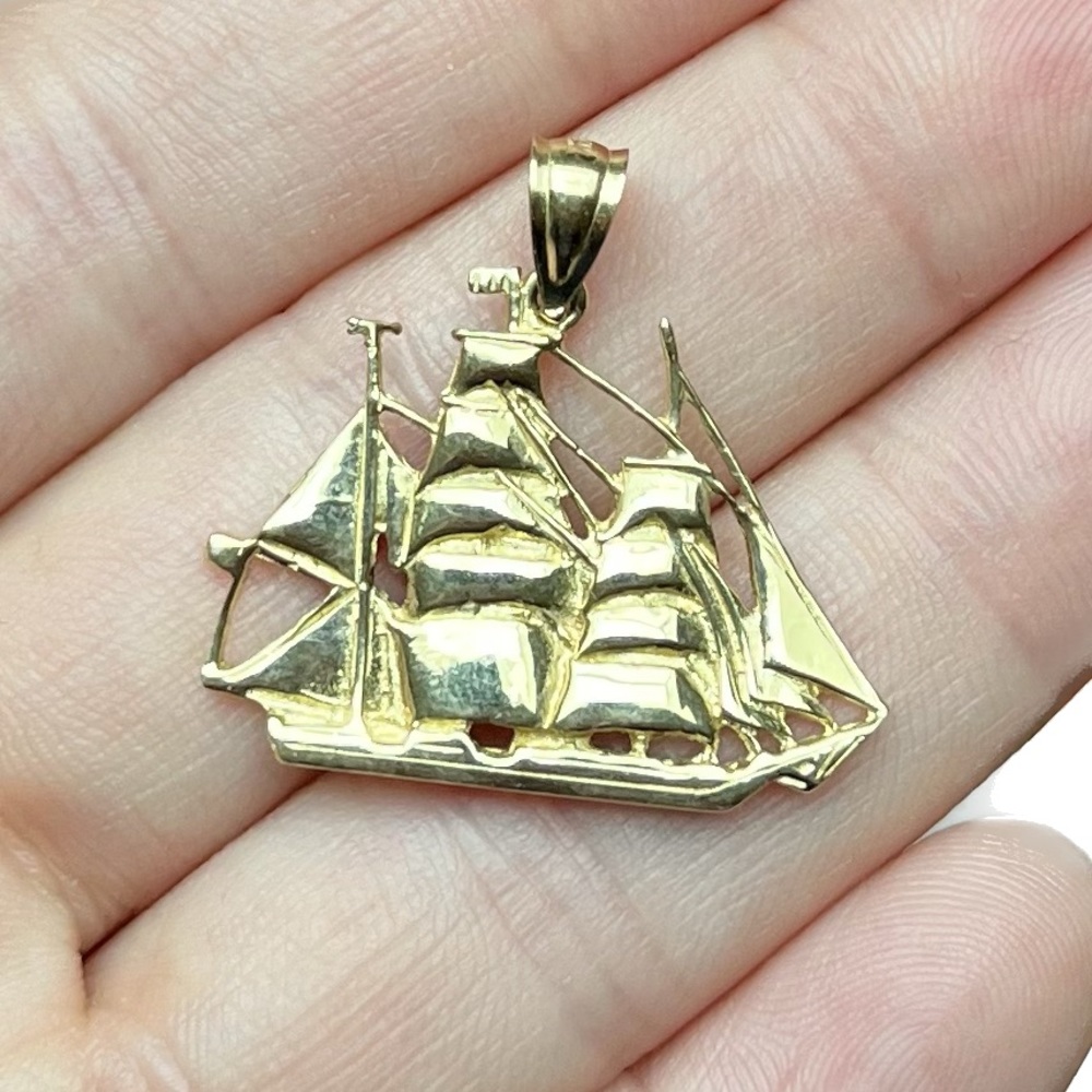 14K SOLID GOLD Nautical Sailing Ship Charm.